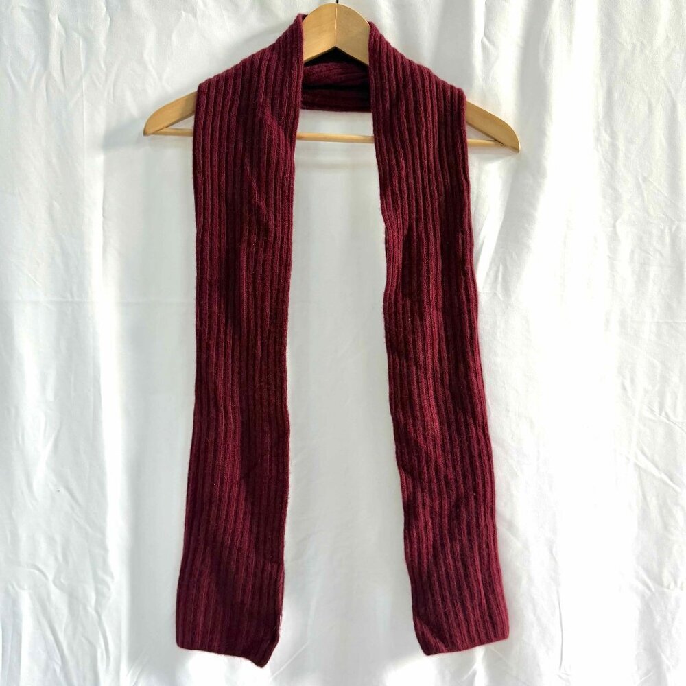 Portolano 100% Cashmere Burgundy Ribbed Scarf - Picture 2 of 4